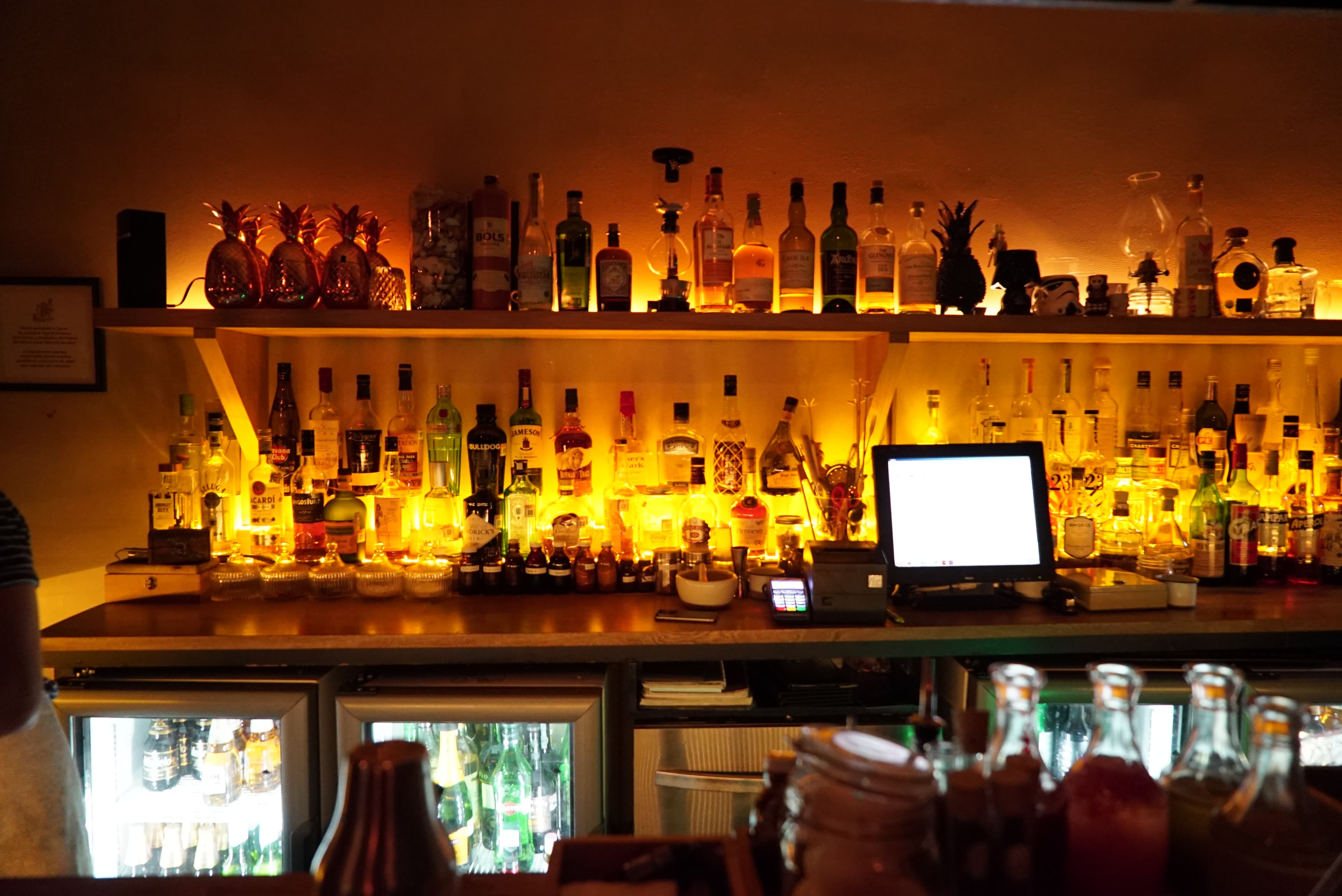 Baltra Bar